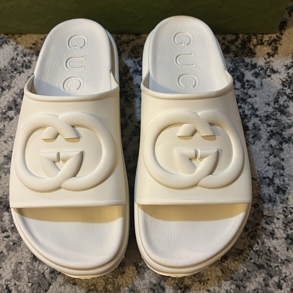 Gucci Interlocking G Slide Logo Sandal Off White - Picture 8 of 12